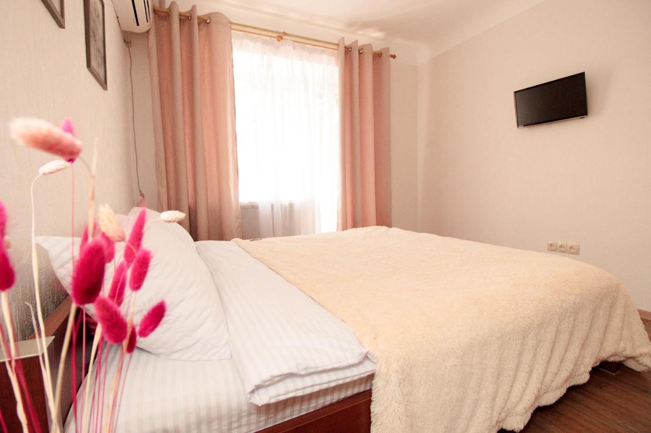 Apartment On Sobornyi Avenue 61 Oleksandriia Екстериор снимка