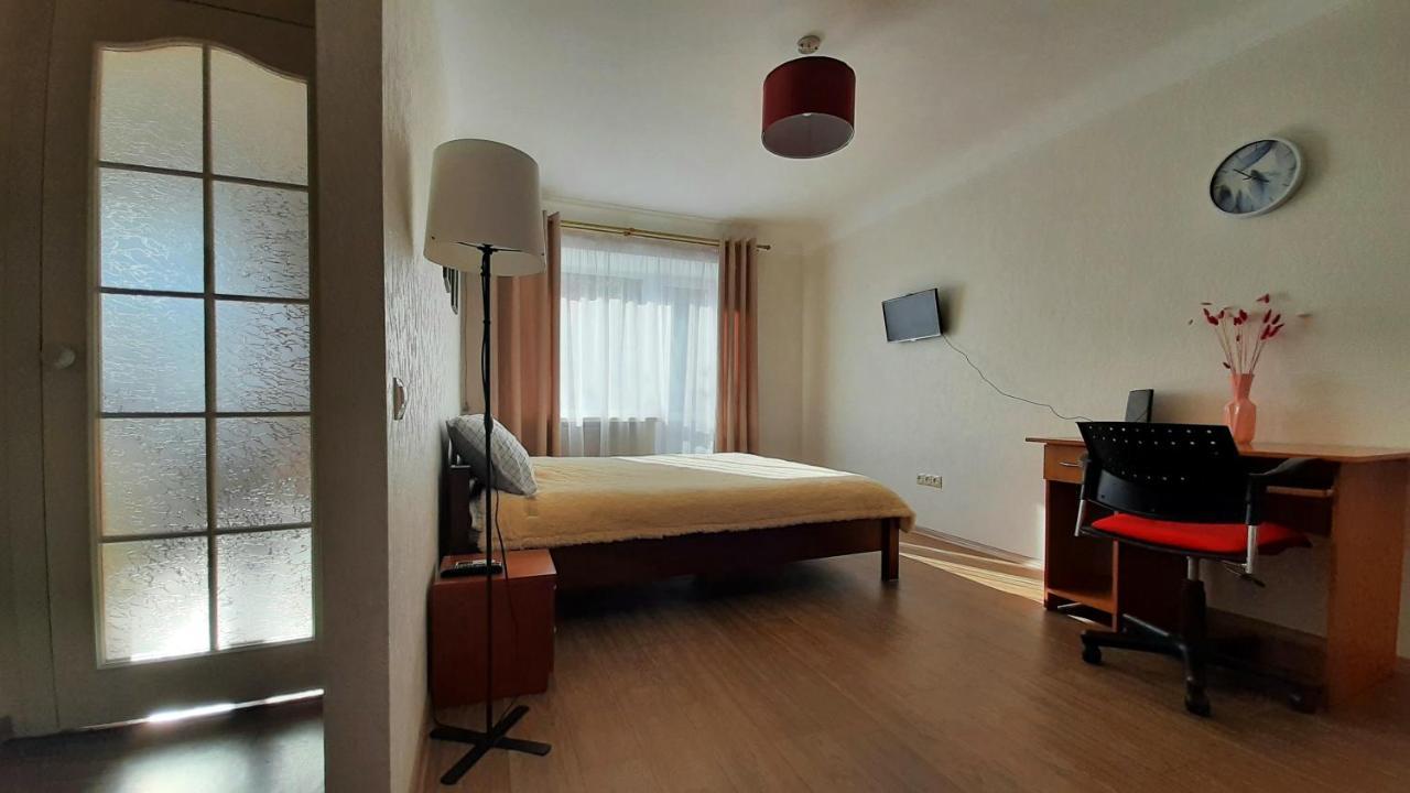 Apartment On Sobornyi Avenue 61 Oleksandriia Екстериор снимка